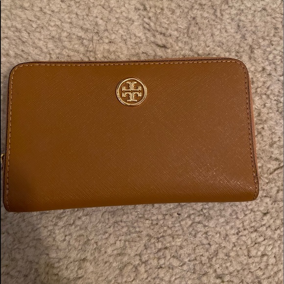 ❌SOLD❌ Tory Burch Wallet - Picture 1 of 6